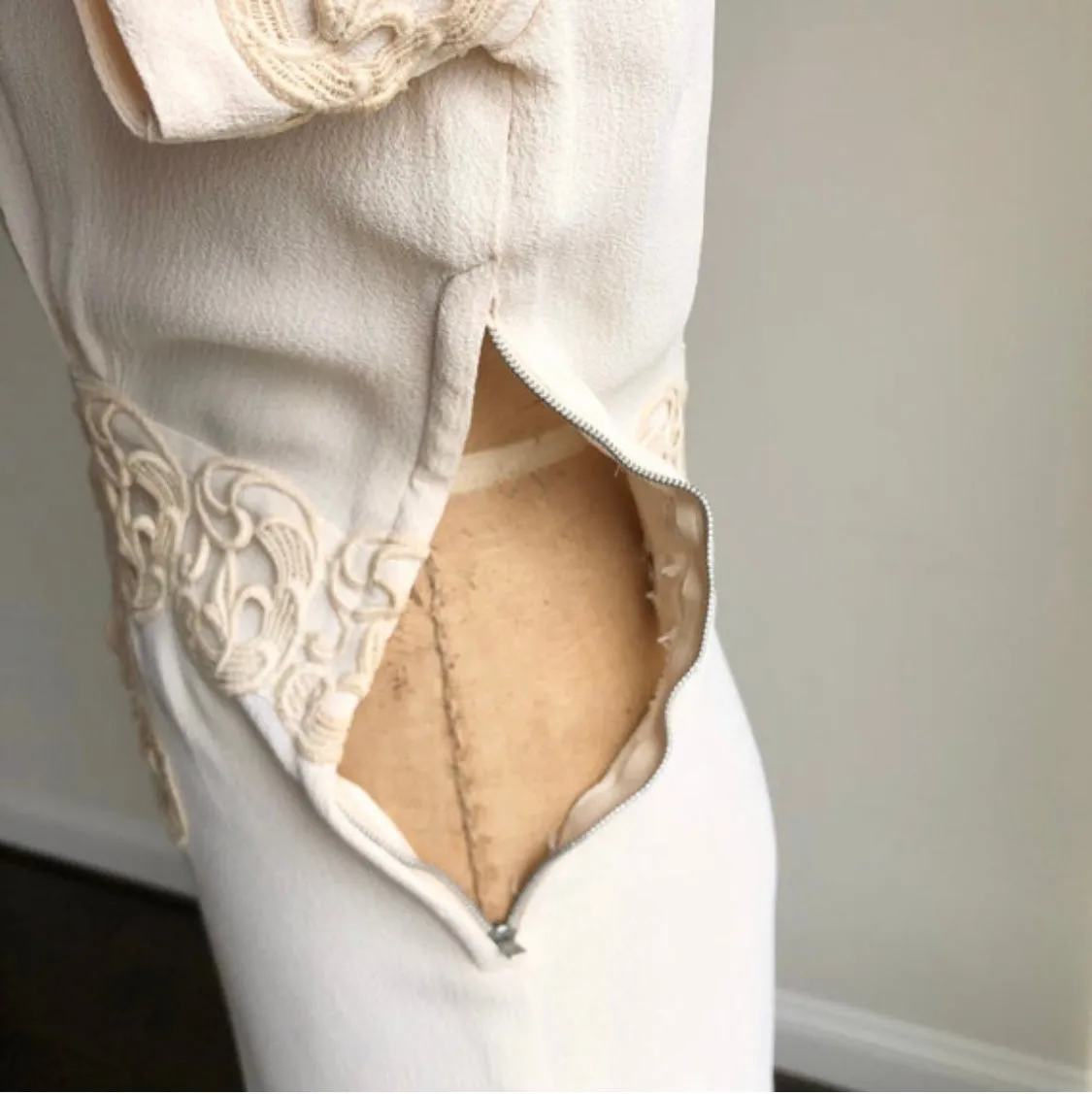 1930s 40s Vintage Maxi Ivory Dress M/L