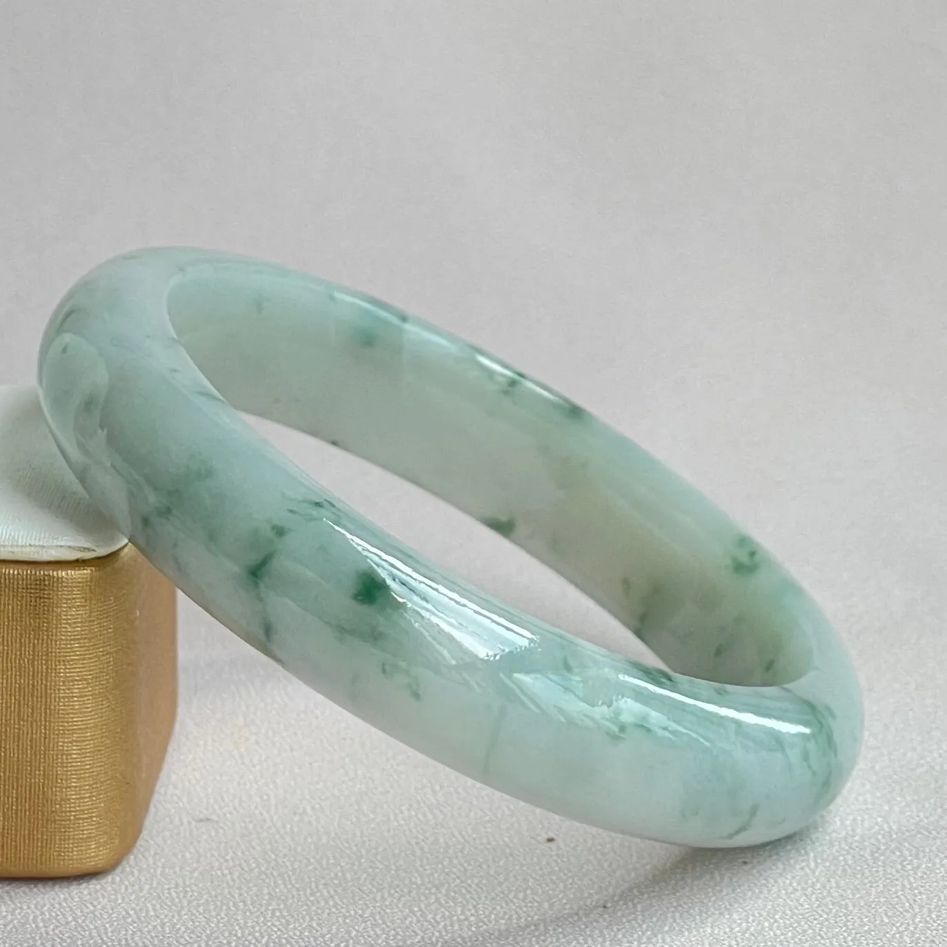 30859 58.8mm White with Green Florals Jadeite Bangle