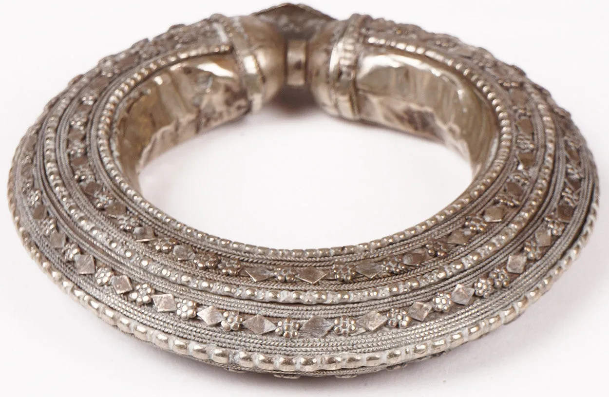 Antique Bedouin Tribal Bracelet Silver Cuff Yemeni Nomad Jewelry