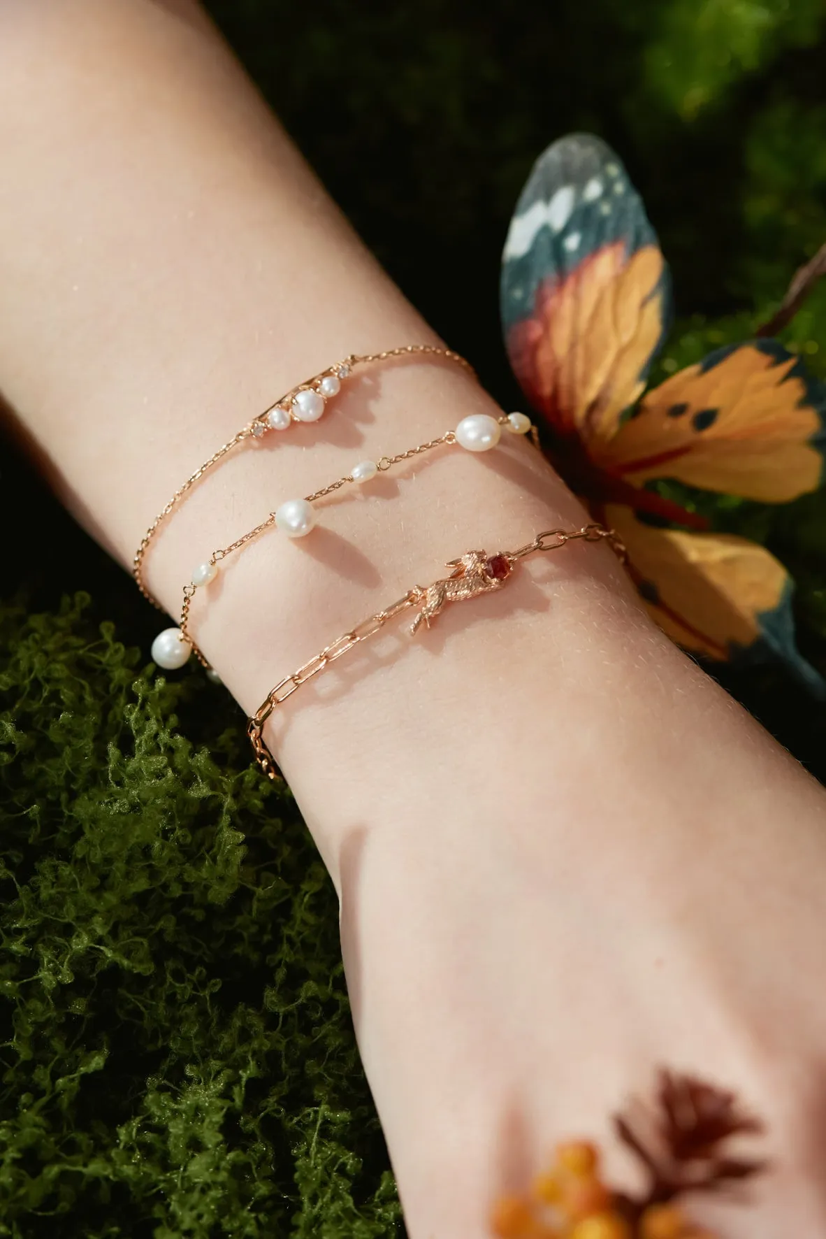 Garnet Gold Leaping Rabbit Bracelet