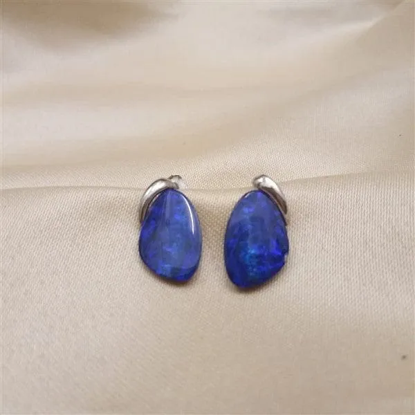 Opal Studds