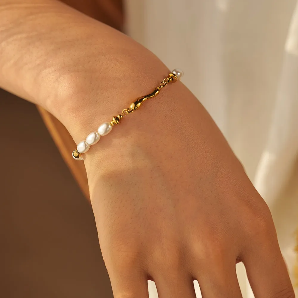 Sisslia New Stylish 18k Stainless Steel Inlaid Pearl Shaped Drop Cast Vintage Bracelet for Women