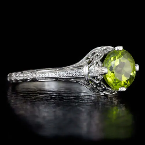 VINTAGE STYLE ART NOUVEAU FLORAL FILIGREE NATURAL GREEN PERIDOT COCKTAIL RING